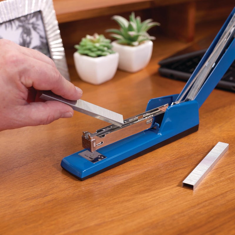 Swingline Stapler, 747 Classic Desktop Stapler, 20 Sheet Capacity, Metal, True Blue (74724) - Image 4